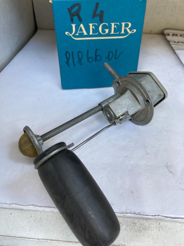 Jauge réservoir 6 V RENAULT 4 (R4) LesAnciennes.com