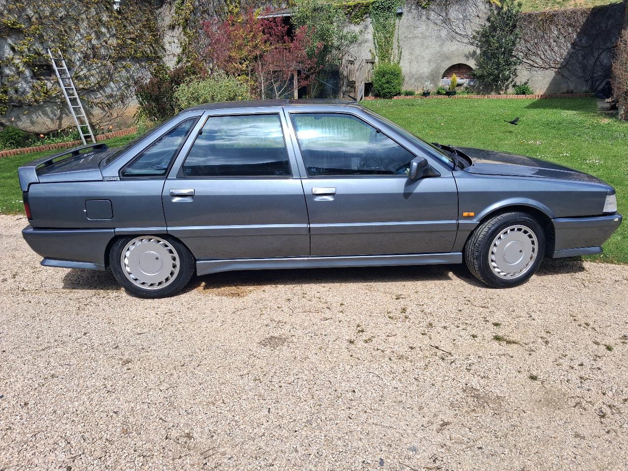 RENAULT 21 (R21) L48505 - 1988 LesAnciennes.com