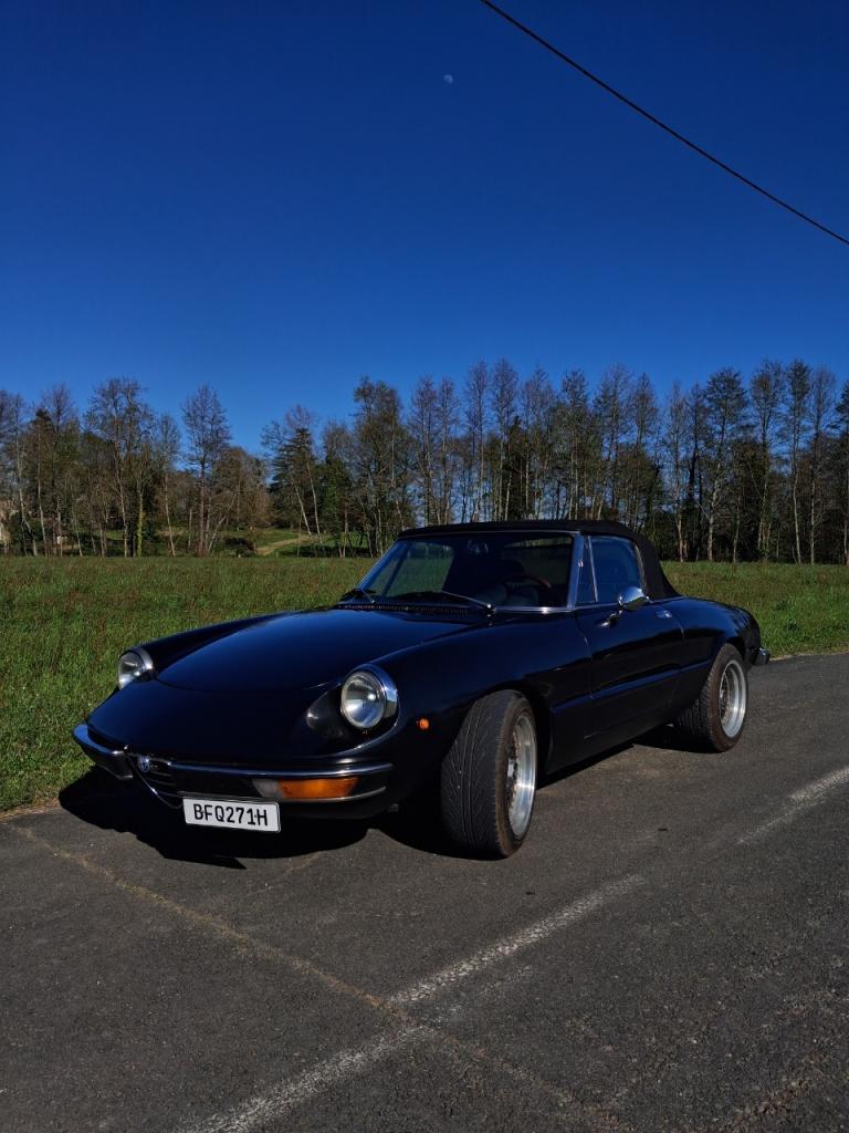 ALFA ROMEO Spider 2l coda tronca - 1982 LesAnciennes.com