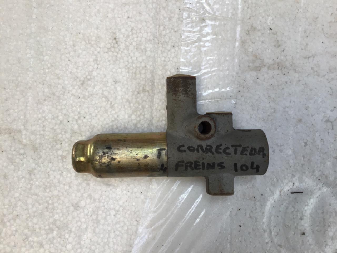 RÉPARTITEUR DE FREINS PEUGEOT 104 LesAnciennes.com