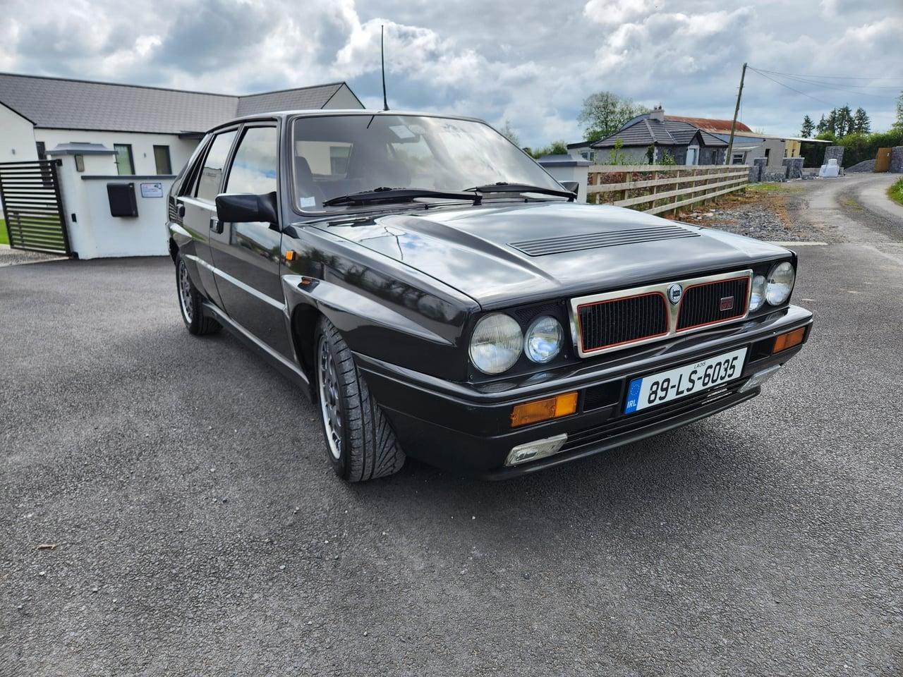 1989 Lancia Delta Integrale HF 16V LesAnciennes.com