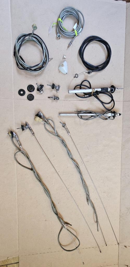 Cable et antenne CITROEN DS LesAnciennes.com