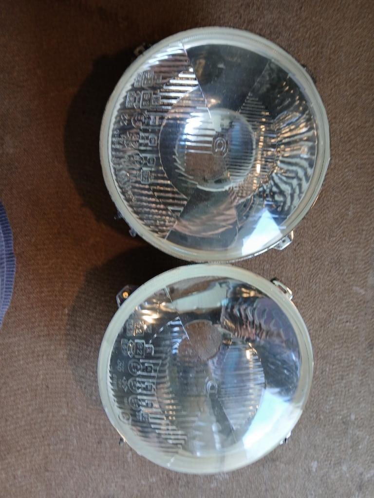 Optiques de phare PEUGEOT 403 LesAnciennes.com