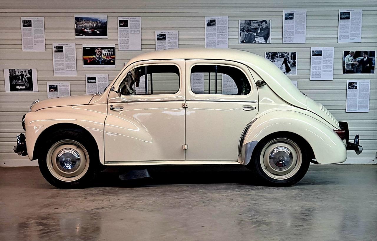 RENAULT 4CV SPORT - 1960 LesAnciennes.com