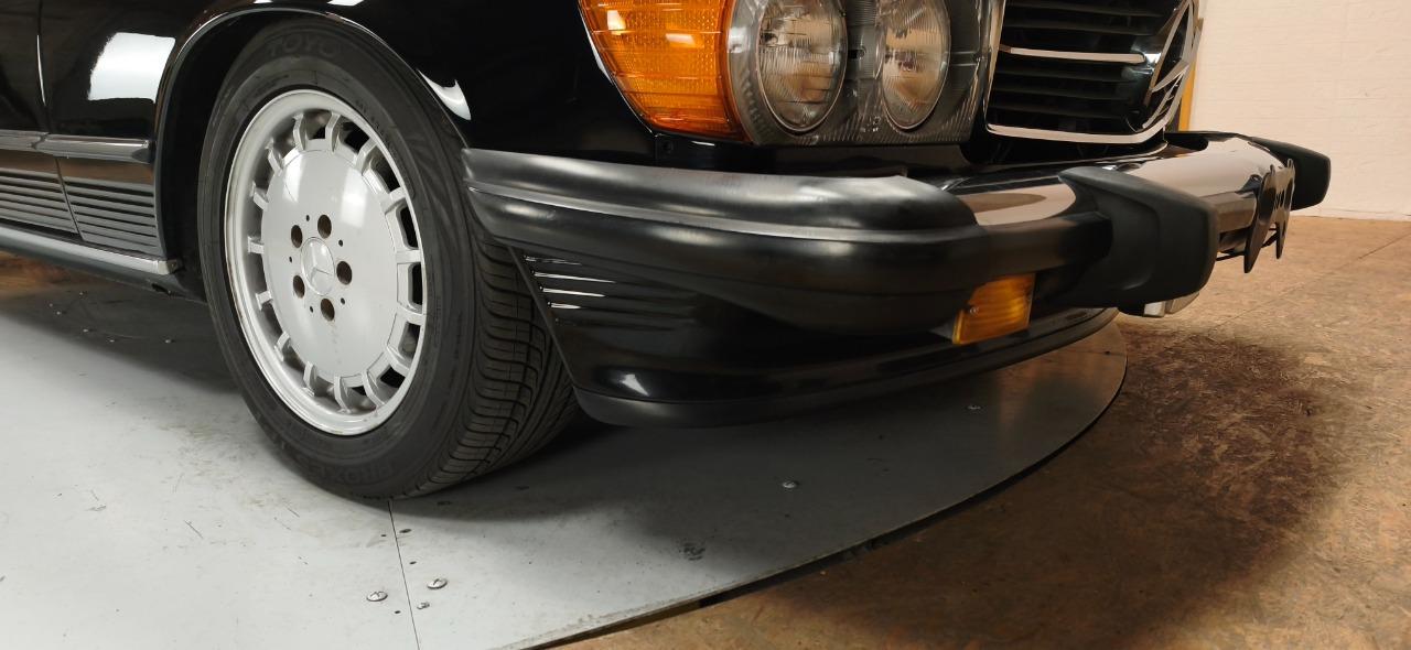 MERCEDES 560 SL R107 - 1988 LesAnciennes.com