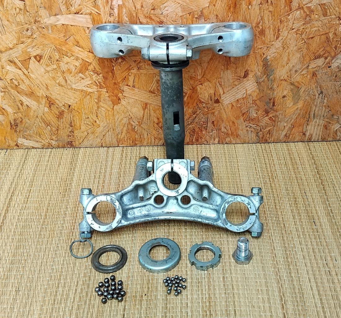 T de fourche YAMAHA TY 125 1K6 LesAnciennes.com
