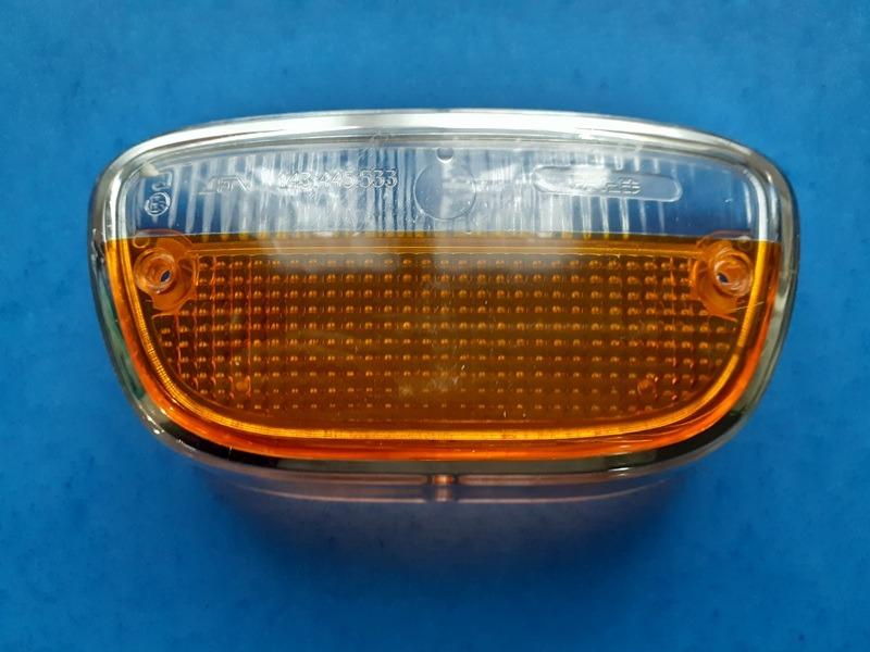 Cabochon PEUGEOT 404 LesAnciennes.com