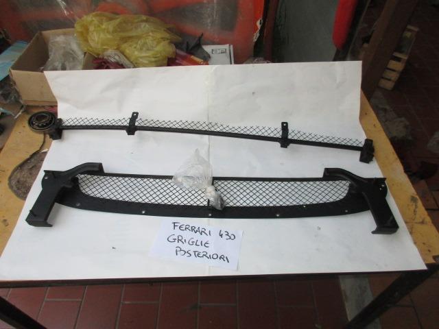 Grilles de pare-chocs arrière Ferrari 430 LesAnciennes.com