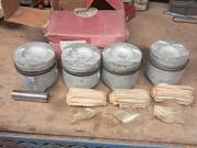 image_0-Jeu de pistons FORD Escort 1100 neufs
