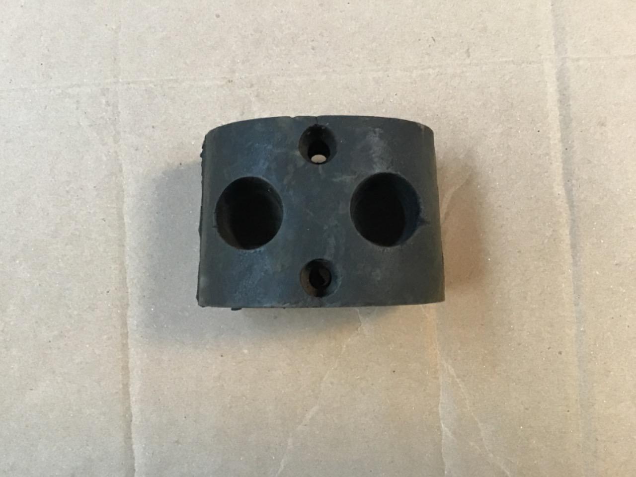 SILENBLOCS NEUFS LesAnciennes.com