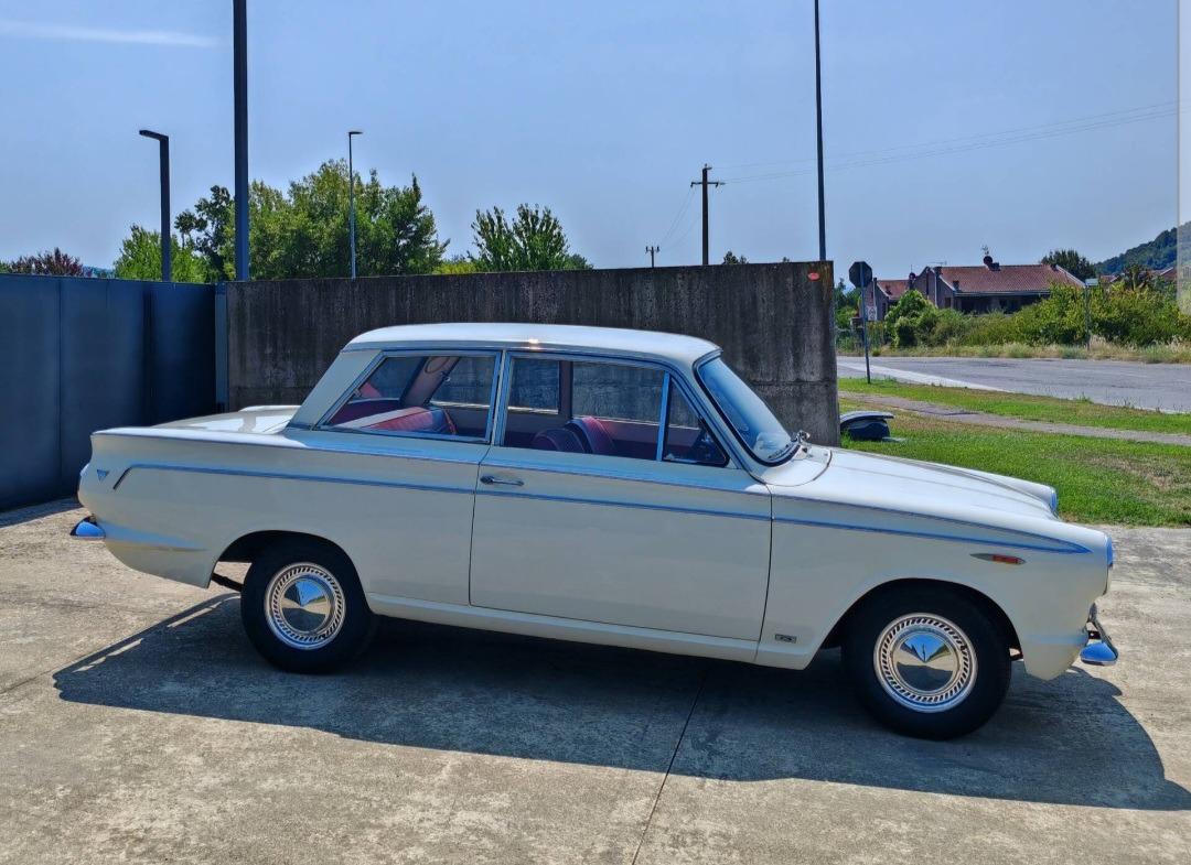 FORD Cortina 1500 Deluxe - 1963 LesAnciennes.com