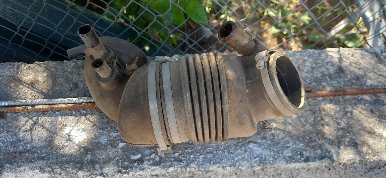 TUYAU AIR CX 2400 GTI LesAnciennes.com