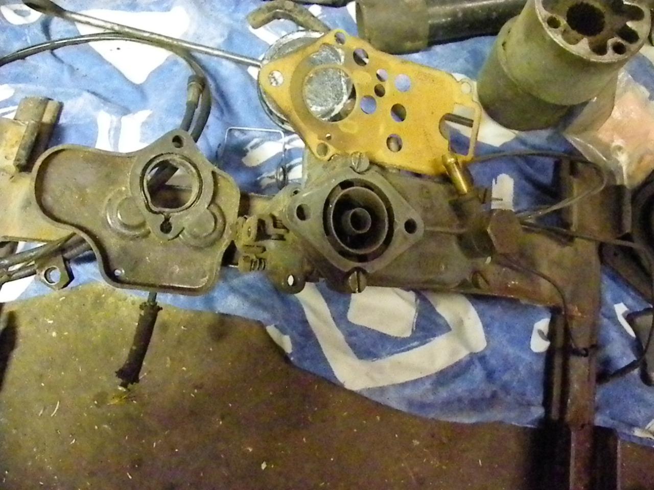 Lot de pièces FIAT 500 110 F LesAnciennes.com