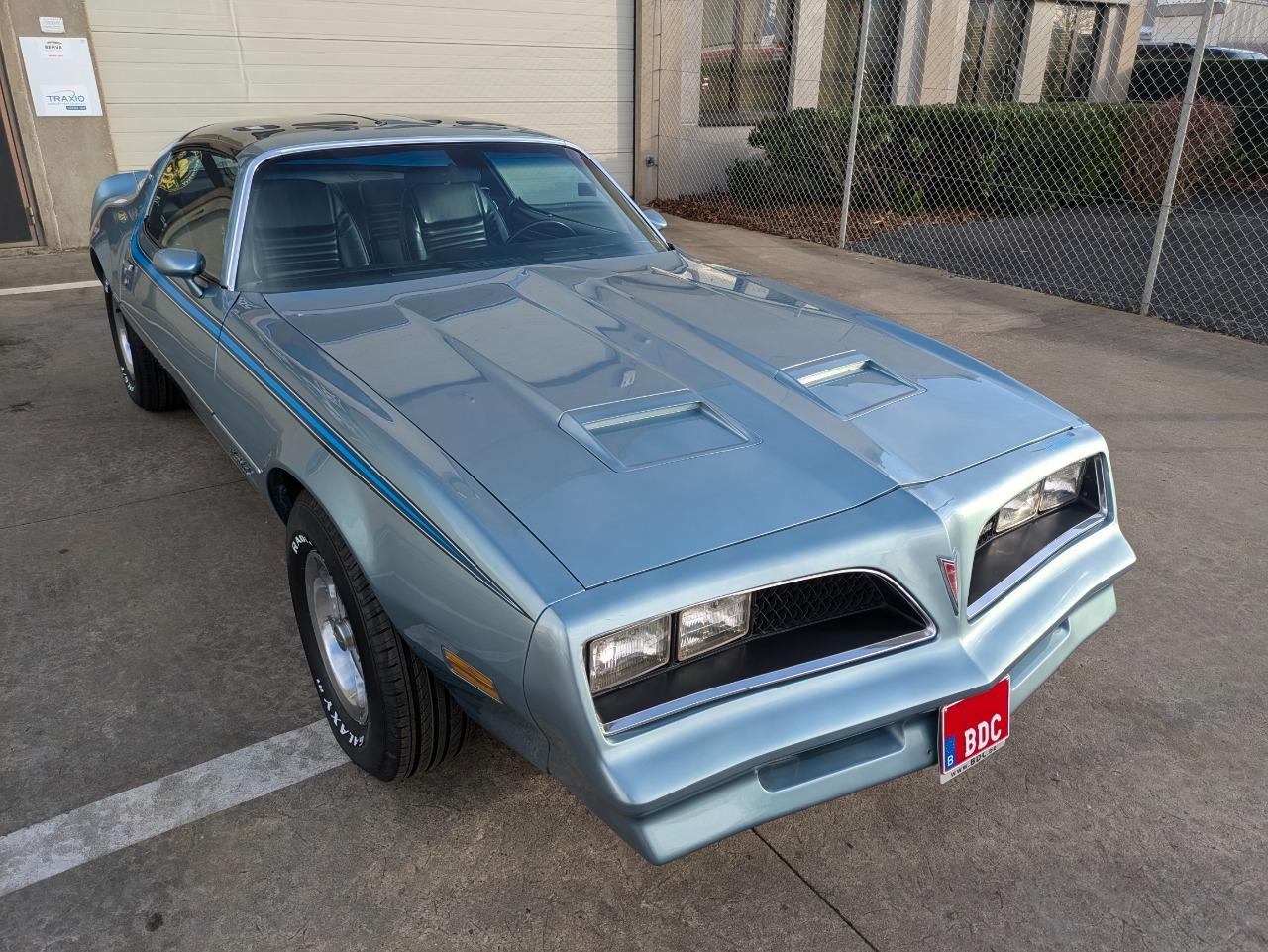 PONTIAC Firebird Formula T-top - 1978 LesAnciennes.com