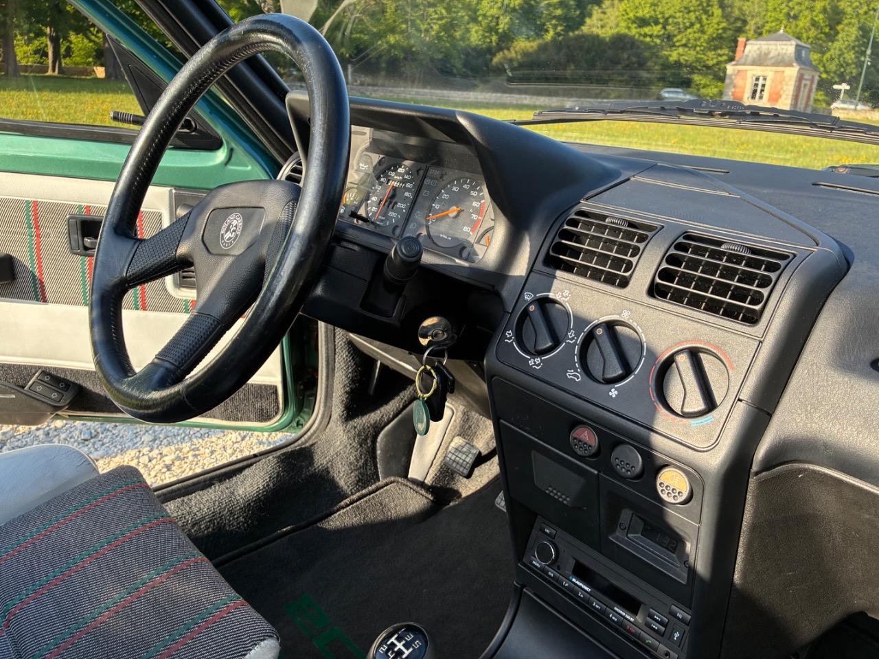 PEUGEOT 205 Roland Garros - 1993 LesAnciennes.com