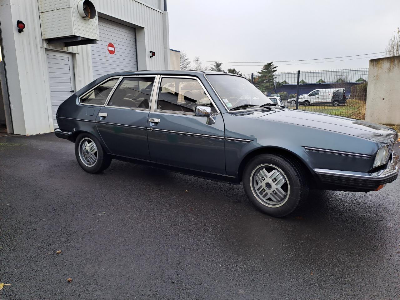RENAULT 30 (R30) TX - 1982 LesAnciennes.com