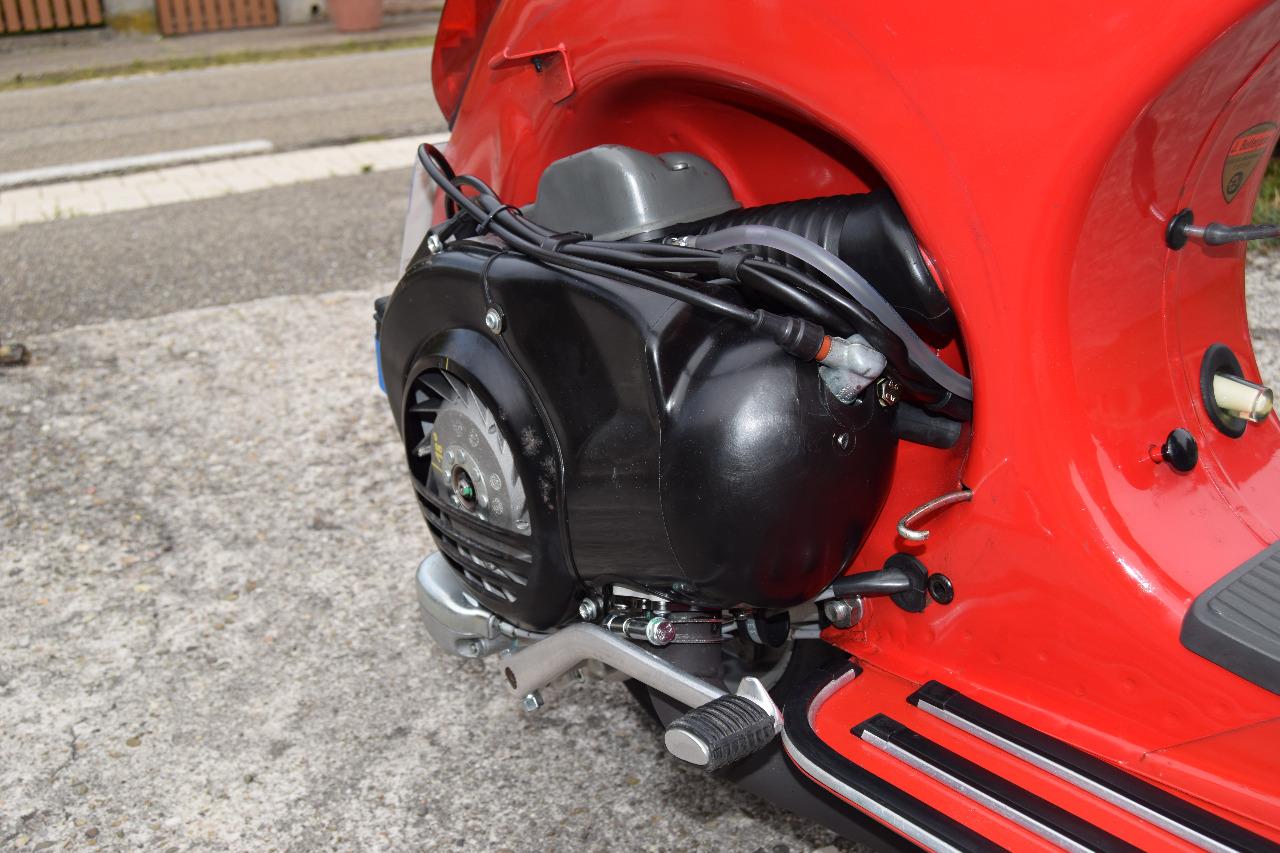PIAGGIO Vespa PX200 E GS - 1990 LesAnciennes.com