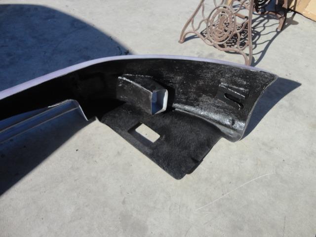 Pare chocs avant Bugatti EB110 LesAnciennes.com