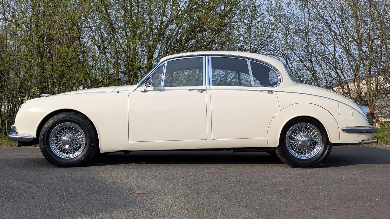 JAGUAR 340 "MK2" - 1968 LesAnciennes.com