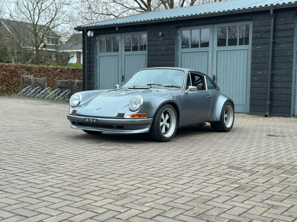 PORSCHE 911 - 1977 LesAnciennes.com