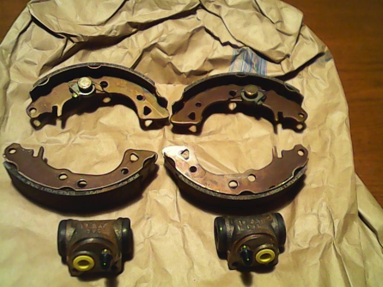 Pièces PEUGEOT 106 FREIN A TAMBOUR NEUF LesAnciennes.com
