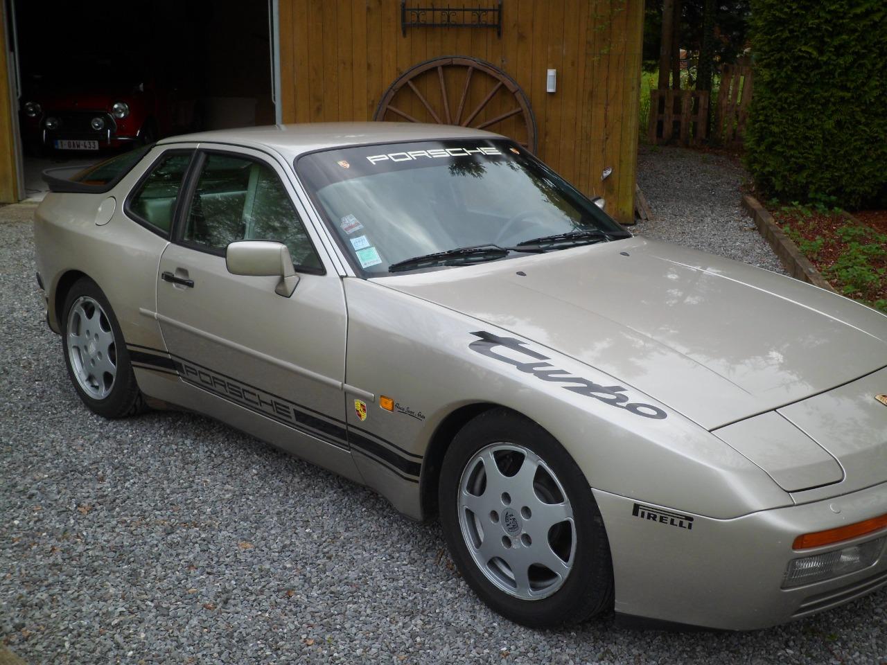 PORSCHE 944 Turbo 250 Cv -184 Kw - 1988 LesAnciennes.com