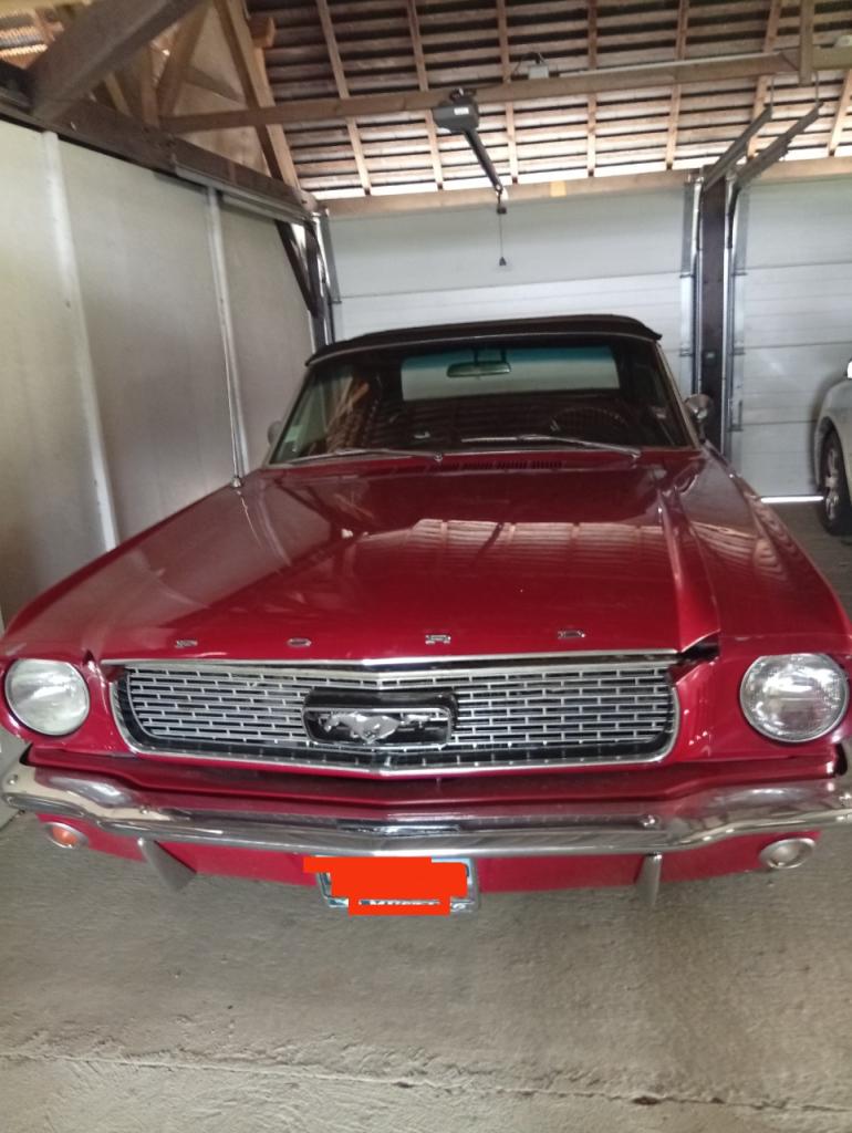 FORD Mustang Convertible - 1966 LesAnciennes.com