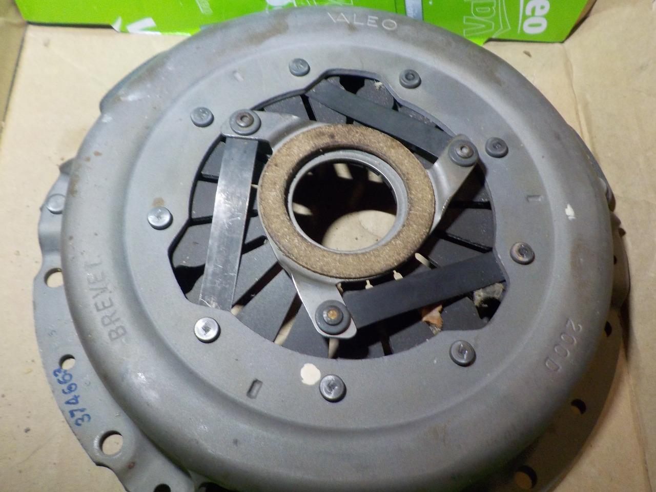 Embrayage complet RENAULT (R16) avant 4/1973 LesAnciennes.com