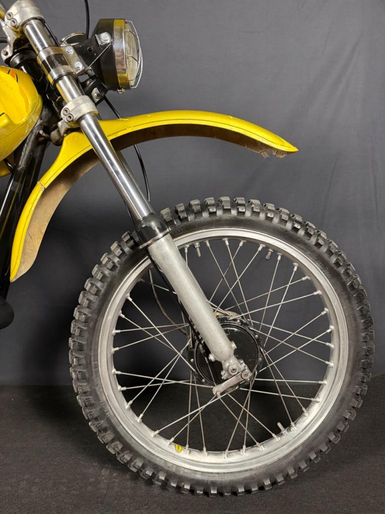OSSA Super Pioneer 250 - 1977 LesAnciennes.com