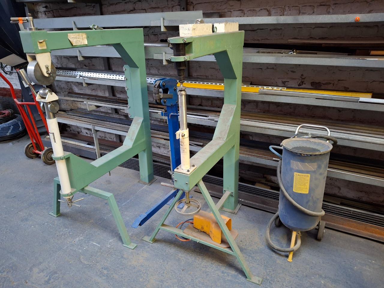 Un lot de materiel de carrossier LesAnciennes.com