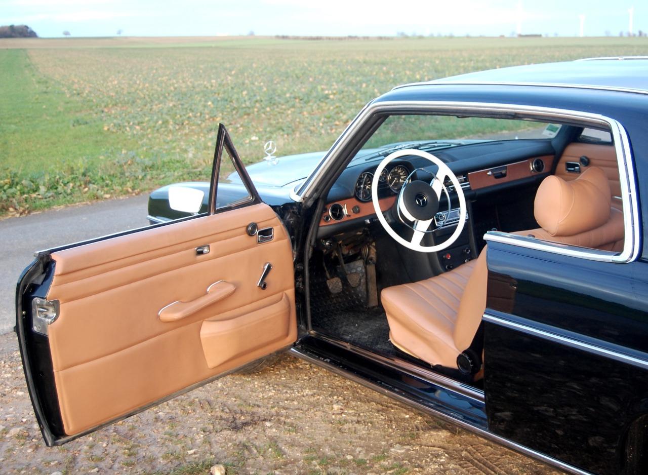 MERCEDES 250 CE - 1971 LesAnciennes.com