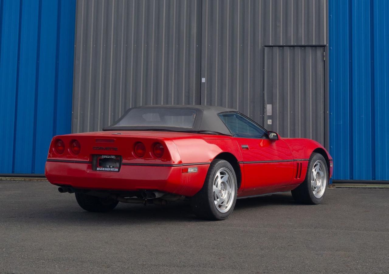 CHEVROLET Corvette C4 Cabriolet - 1990 LesAnciennes.com