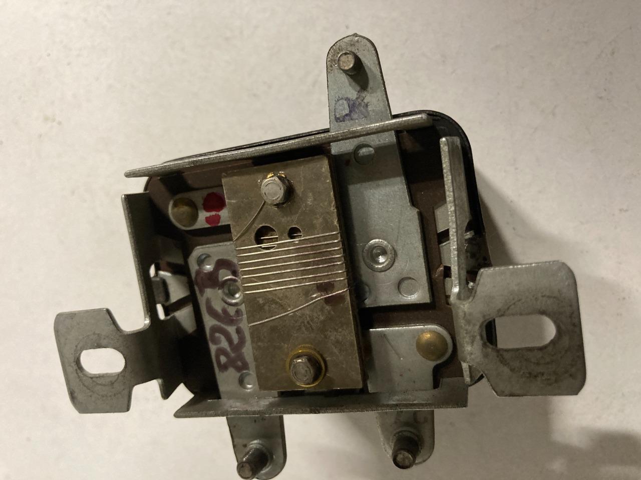 Régulateur 6V neuf CITROEN 2CV AZ LesAnciennes.com