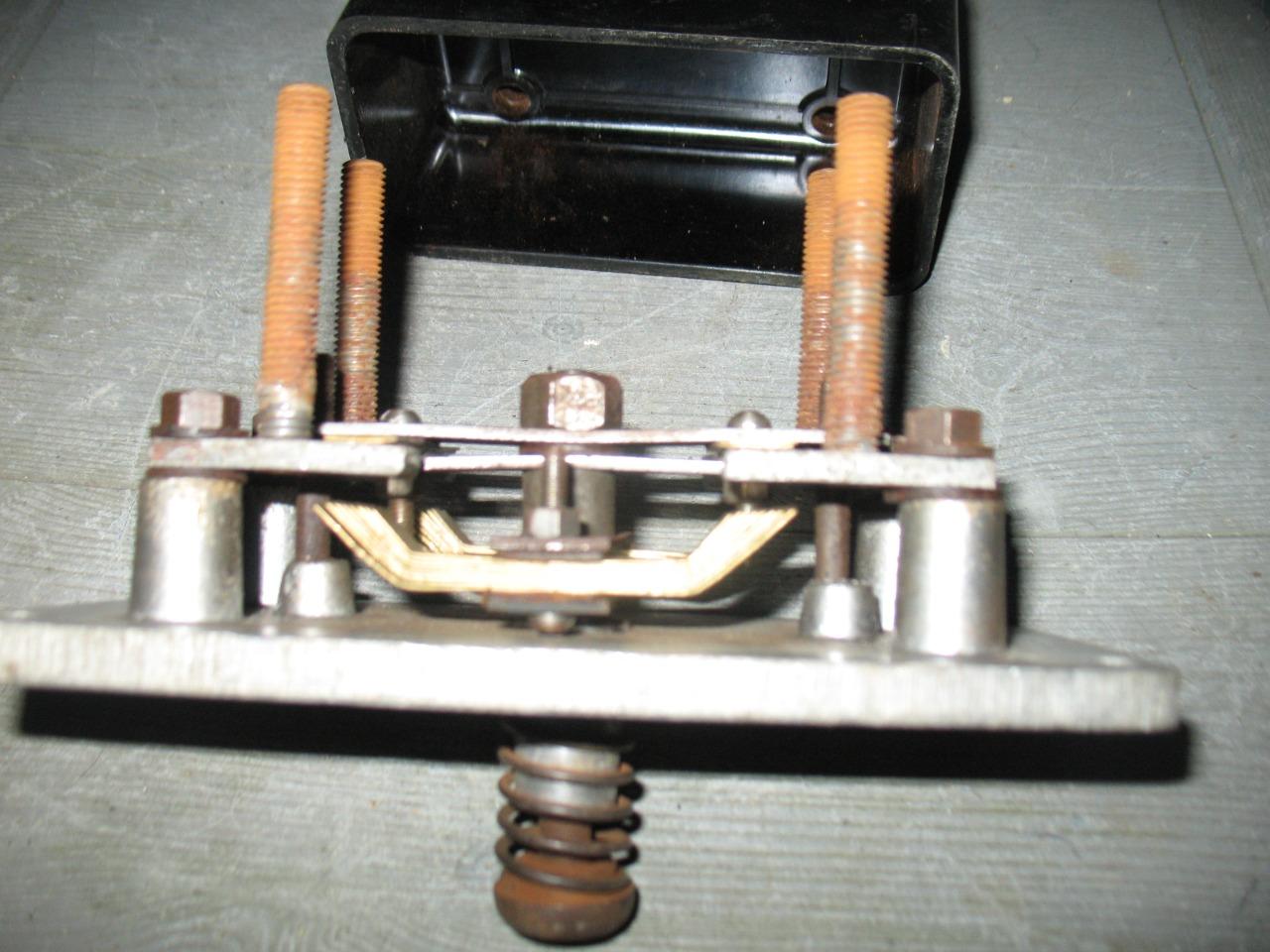 INTERUPTEUR DE DEMARRAGE DIVERS Divers/Autres LesAnciennes.com