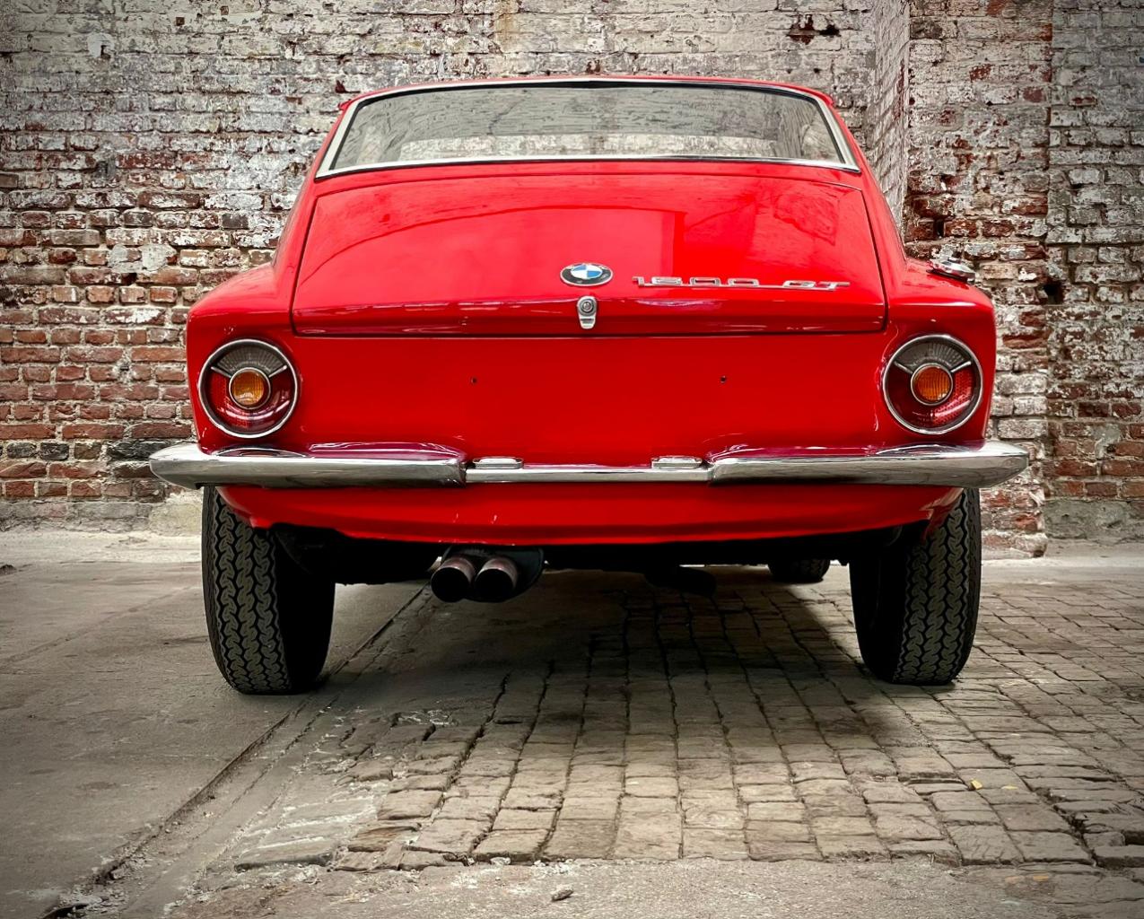 BMW 1600 GT - 1968 LesAnciennes.com