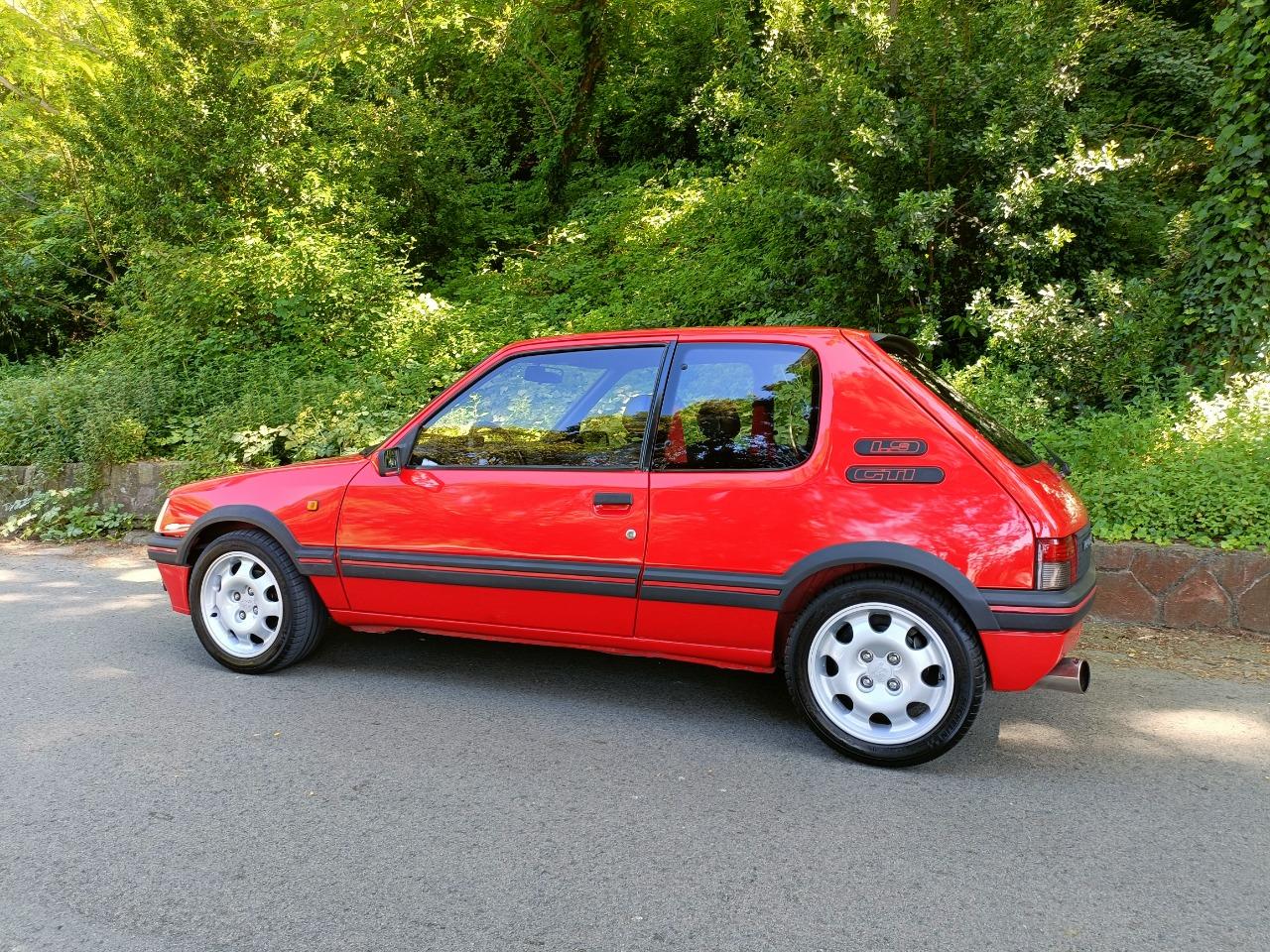 PEUGEOT 205 Gti 1.9 - 1990 LesAnciennes.com