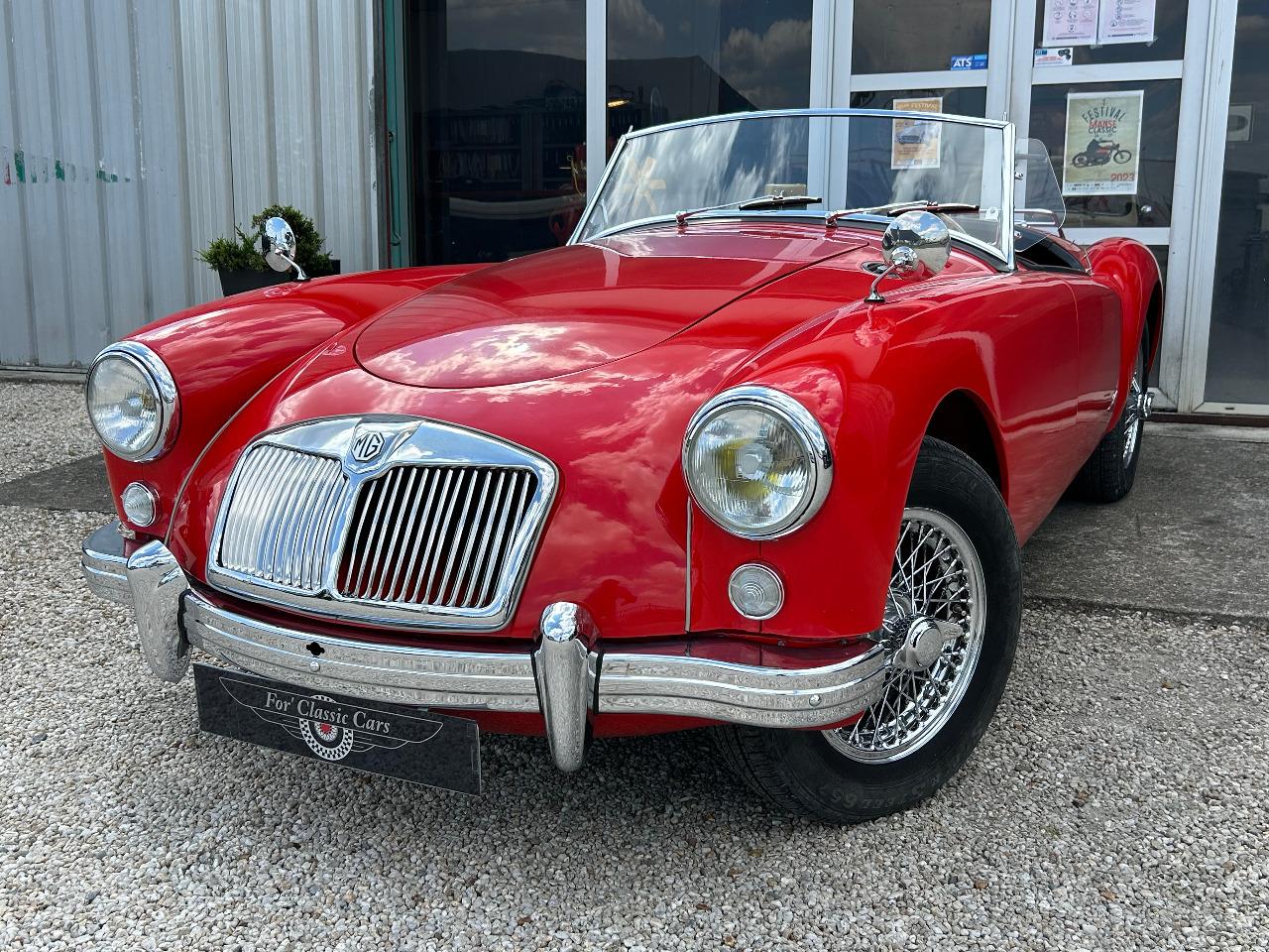 MG MGA Cabriolet - 1957 LesAnciennes.com