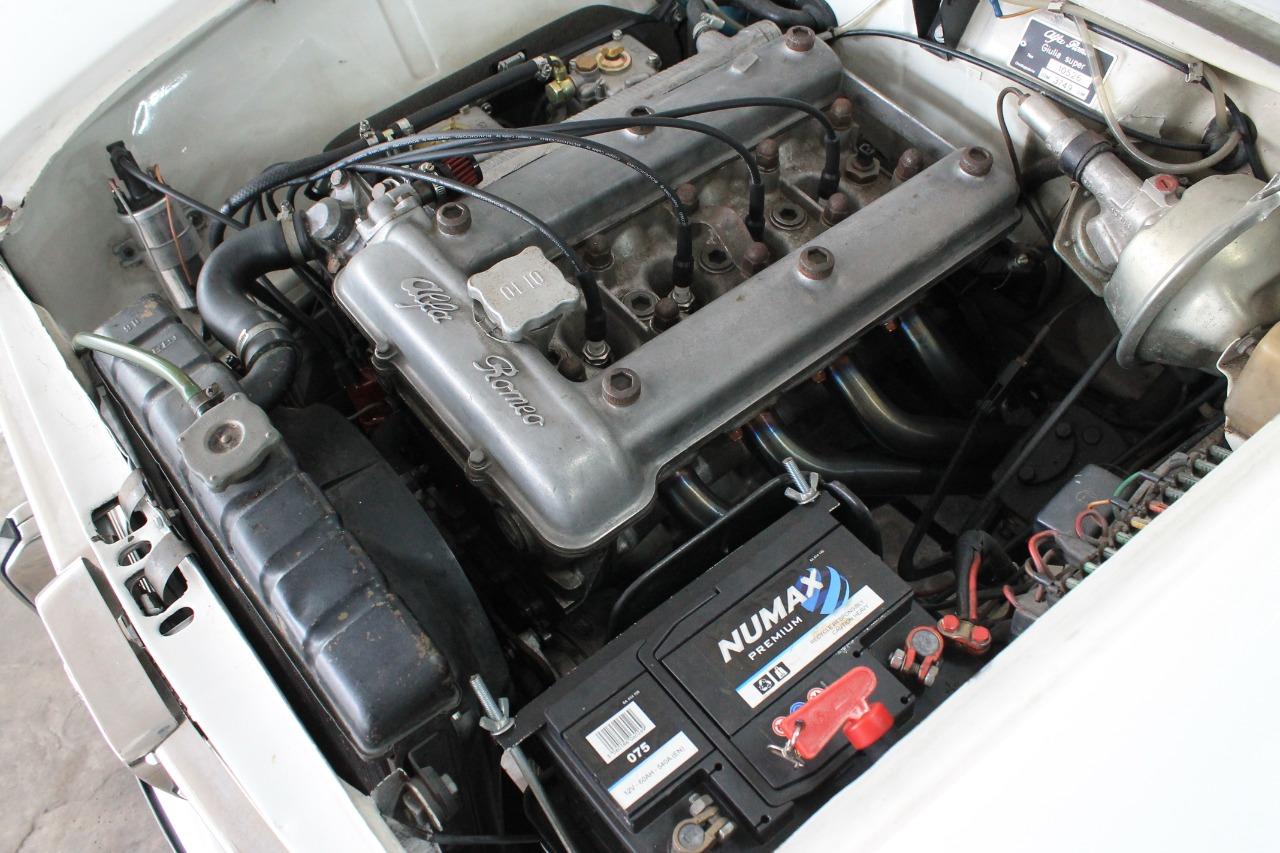 ALFA ROMEO Giulia super 1600 - 1969 LesAnciennes.com