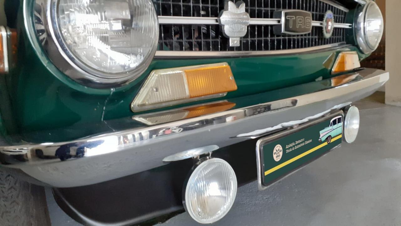 TRIUMPH TR6 2.5 Pi - 1972 LesAnciennes.com