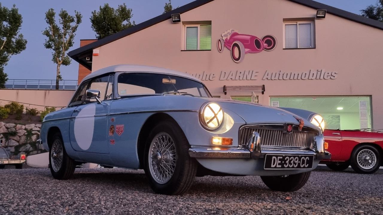 MG MGB Mk1 roadster - 1963 LesAnciennes.com