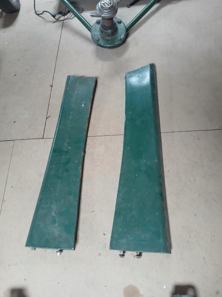 Marche pied MG TC LesAnciennes.com