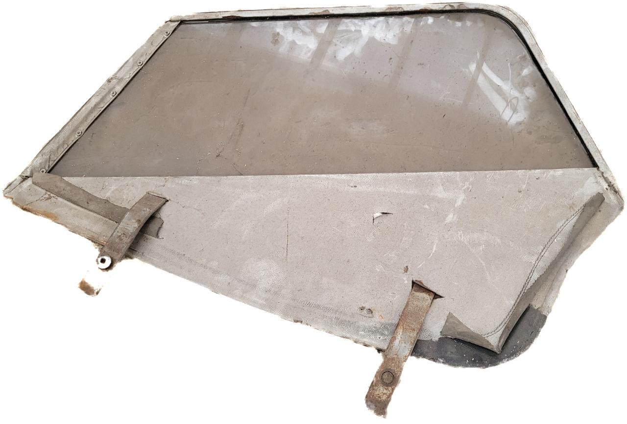 SIDESREEM BLANC TRIUMPH TR3A TR2 A TR3B LesAnciennes.com