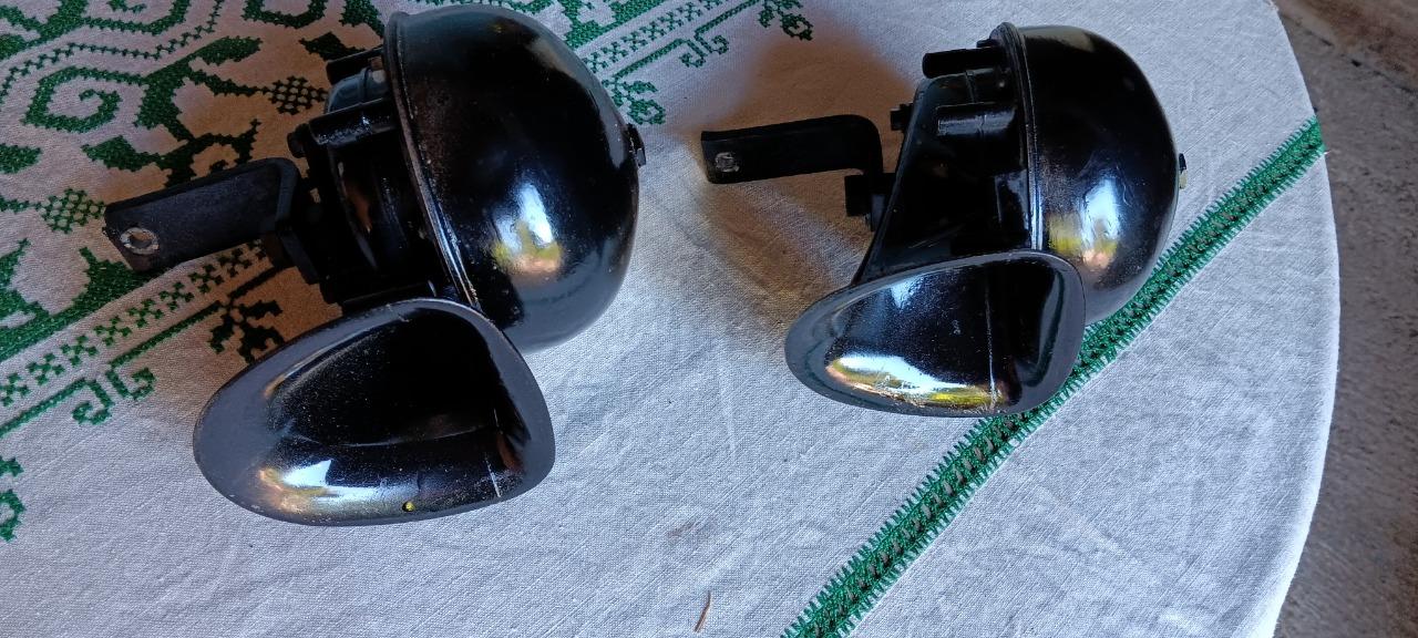 Klaxons CITROEN Traction 11 B LesAnciennes.com