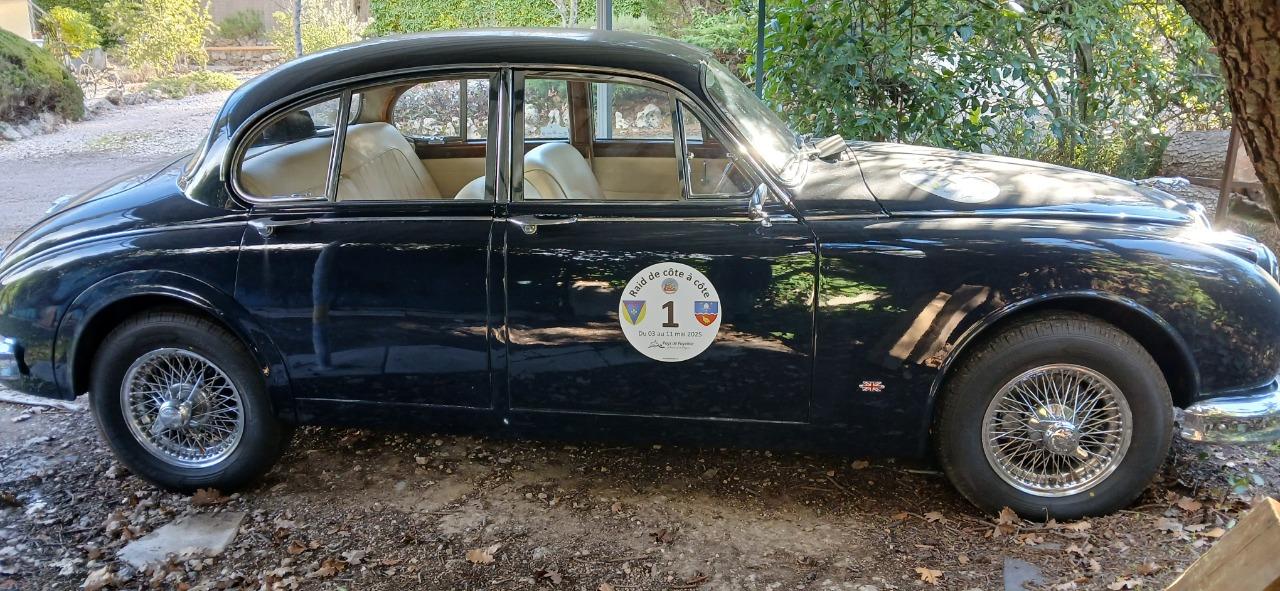JAGUAR MK2 - 1967 LesAnciennes.com