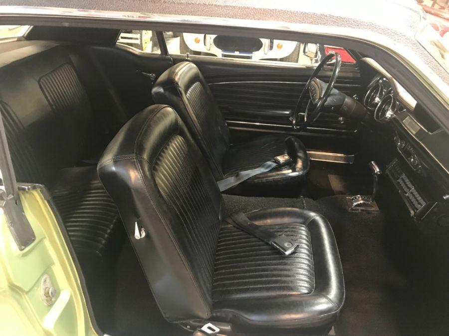 FORD MUSTANG COUPE V8 TOIT VINYL - 1968 LesAnciennes.com