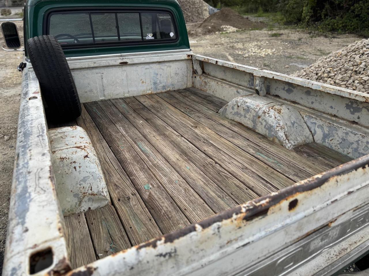 FORD F100 5.0 302 V8 205ch - 1972 LesAnciennes.com