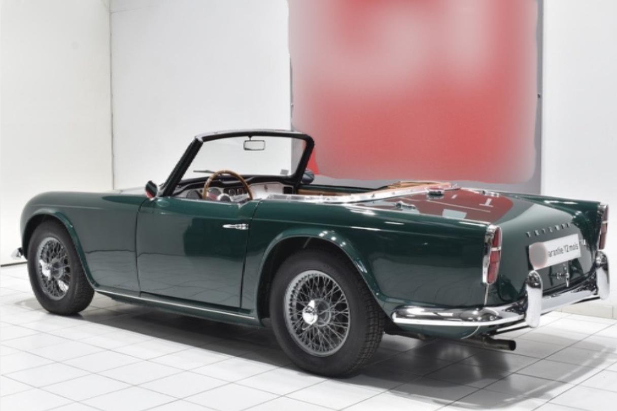 TRIUMPH TR4 1962 - 1962 LesAnciennes.com