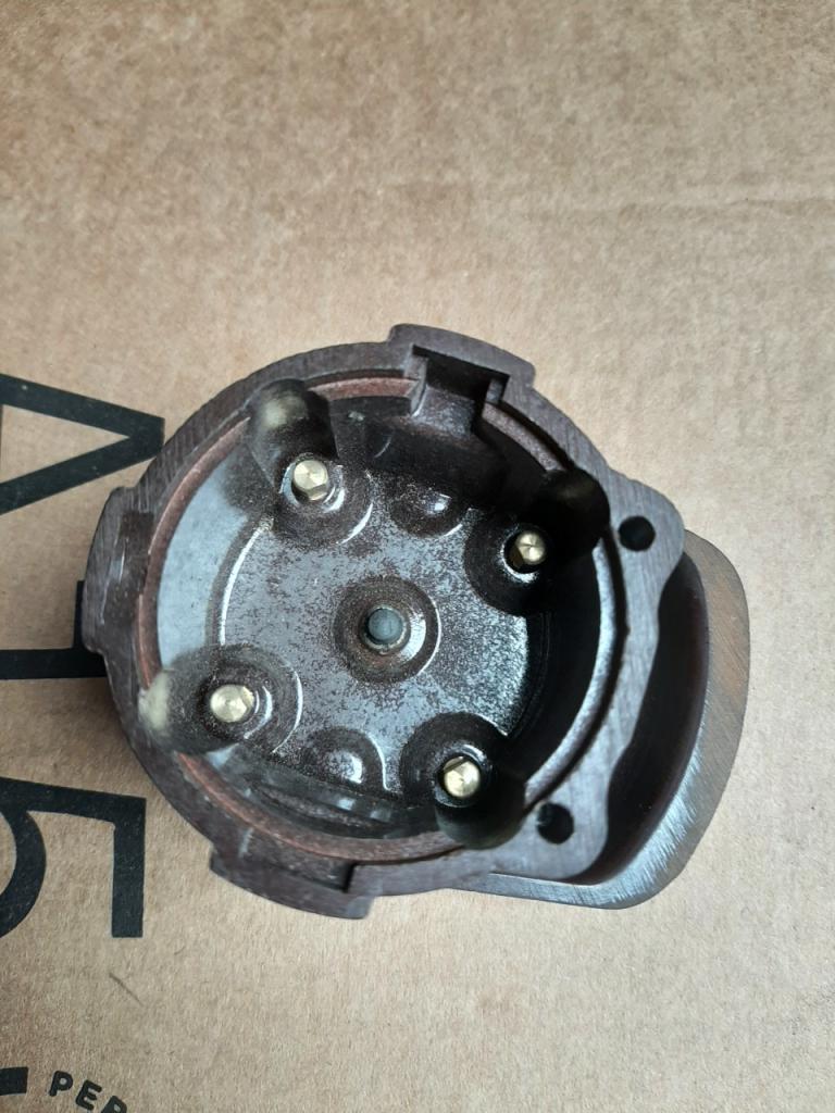 Tête d'allumeur FIAT 600 LesAnciennes.com