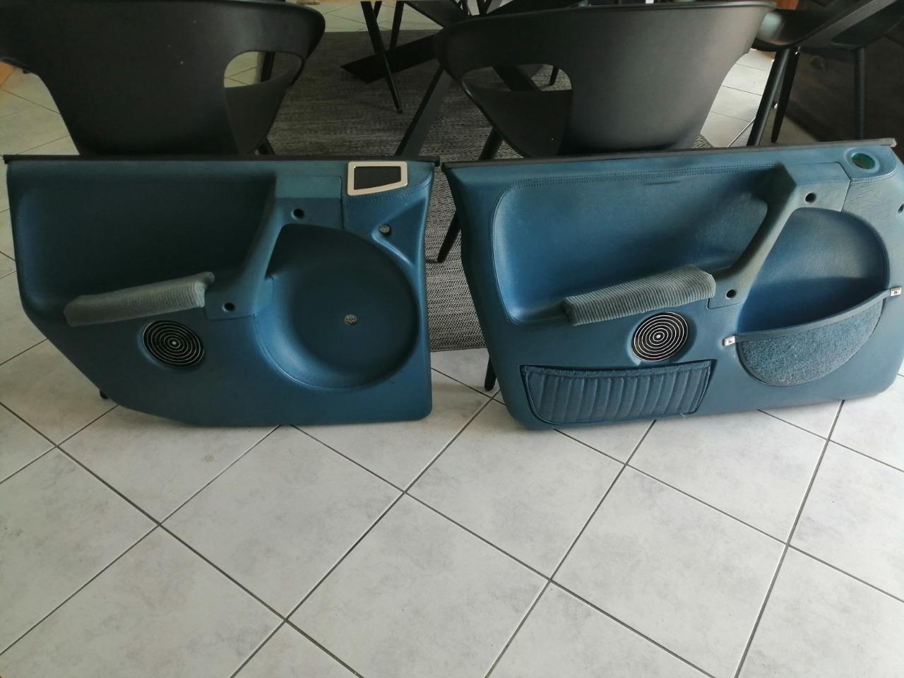 4 panneaux /garnitures de portes bleu série 1 LesAnciennes.com