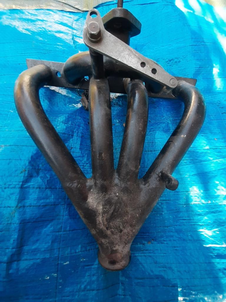 Pipe admission RENAULT 4CV LesAnciennes.com